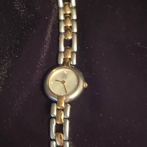 Watch (6 1/2 inches long)